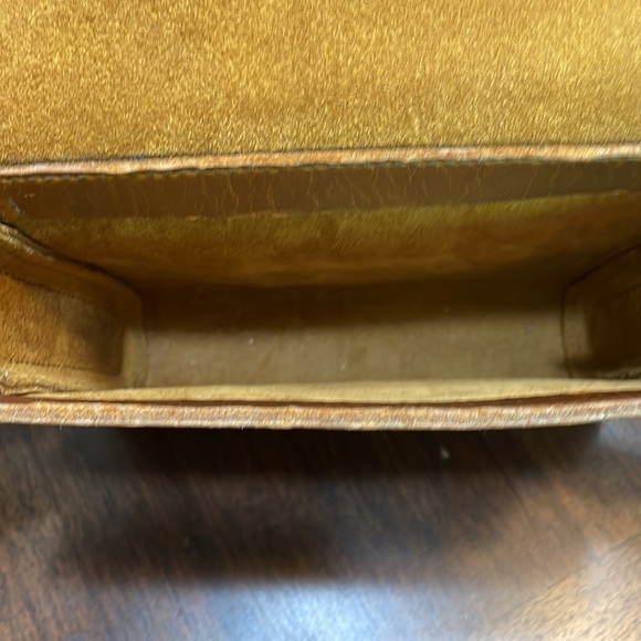 Leather square shoulder bag - Picture 4 of 11